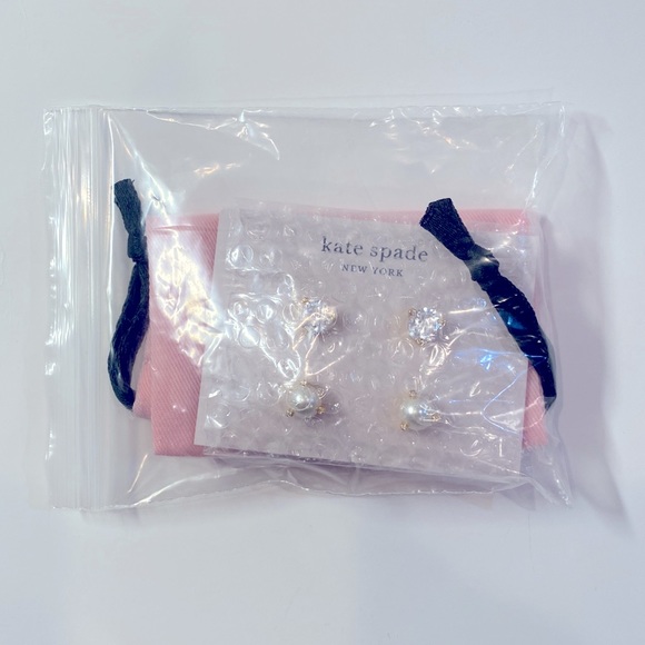 ❌SOLD OUT❌  KATE SPADE Earring Set - Pearl and Diamond (Brand New, Never Worn) - Picture 9 of 9
